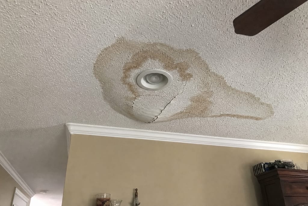 Drywall Repair in Sugar Land, TX | Patch, Crack & Texture-Match Pros photo
